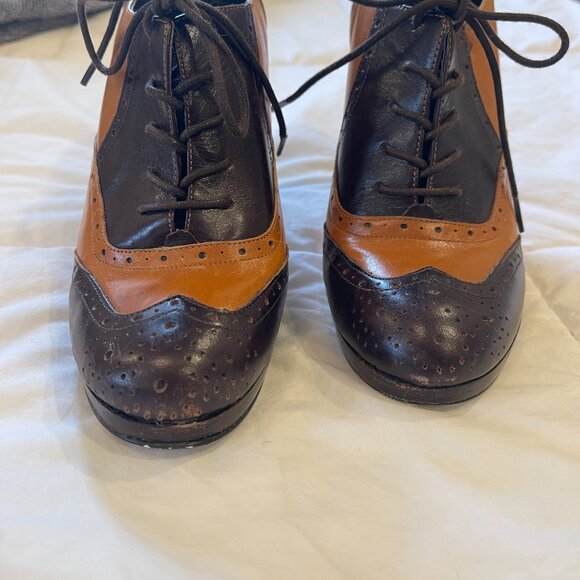 Saddle heel Shoes size 8 Vintage Enzo Angolini brown tan lace up . Flawed - Picture 4 of 5
